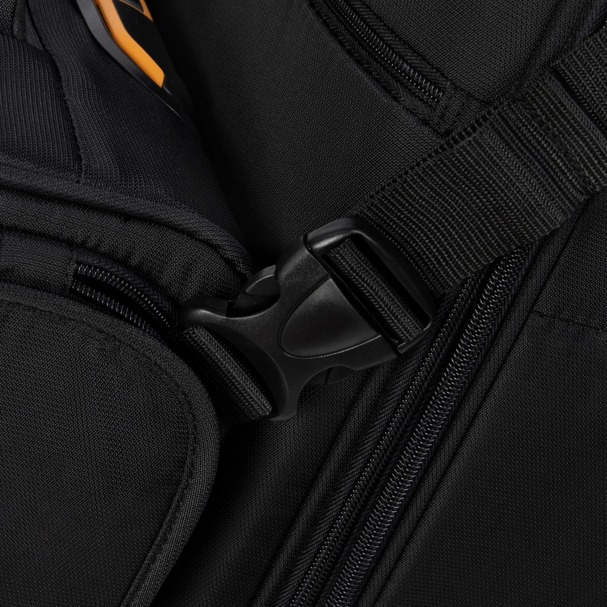 Simultaneous - Medium (Black) - Image 4